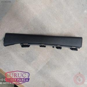 4G8868204 A DİREK KAPLAMASI SAĞ ORTA A7 RS7 2011>>2018