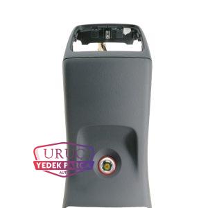 8U0864376A 6PS ARKA HAVALANDIRMA IZGARASI ÇERÇEVESİ VE ÇAKMAKLIK