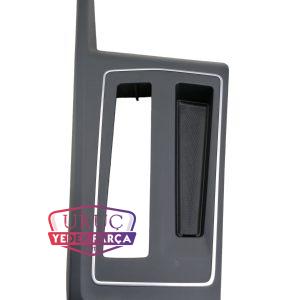 5H1864263A MAI ORTA KONSOL ÇERÇEVESİ