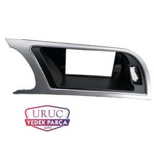 8T1857186C TU4 EKRAN ÇERÇEVESİ