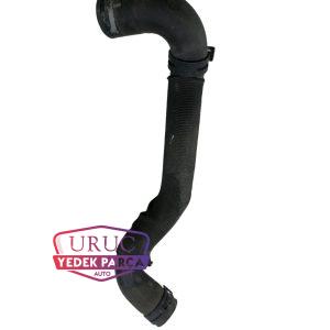 03L122157F RADYATÖR HORTUMU