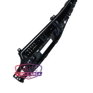 8W1820902D ÖN GÖĞÜS HAVALANDIRMA IZGARASI