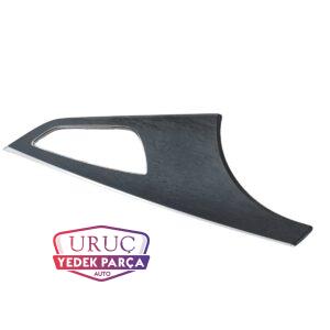 4G8867410CB SAĞ ÖN KAPI İÇ SÜS EKİ