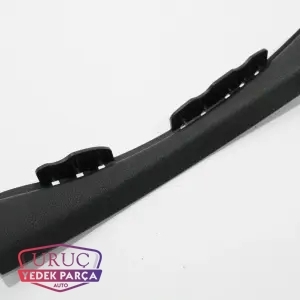 8V0868203 ORJİNAL DİREK KAPLAMASI SOL ORTA AUDI A3 2013>> 2021