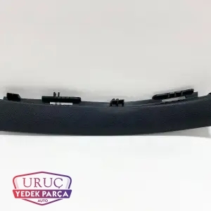8U0868204 ORJİNAL A DİREĞİ KAPLAMA SAĞ ORTA AUDİ Q3 2012>> 2014