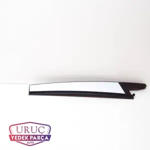 8K0839901P ORJİNAL B DİREĞİ KAPLAMASI AUDİ A4 RS4 2008 2016