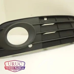 8K0807682A ORJİNAL AUDİ A4 ÖN TAMPON SİS FAR ÇERÇEVESİ SAĞ 2008 2012