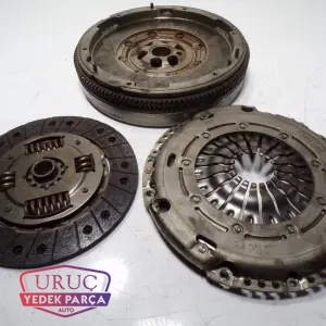 04E141016J ORJİNAL DEBRİYAJ SETİ 1.5TSI DADA DPCA VW AUDİ SEAT SKODA 2014 2024