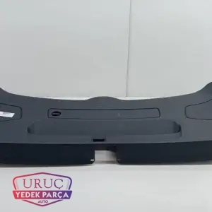 8V4867979E ORJİNAL BAGAJ KİLİT KORUMA PANELİ AUDİ RS3 A3 2013>> 2021