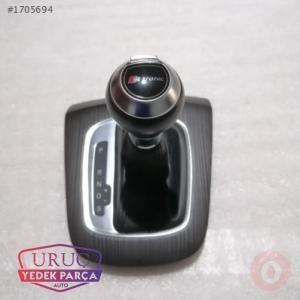 8U0864261AD ORJİNAL AUDİ Q3  2012> >2018 VİTES TOPUZU KOMPLE ÇERÇEVELİ